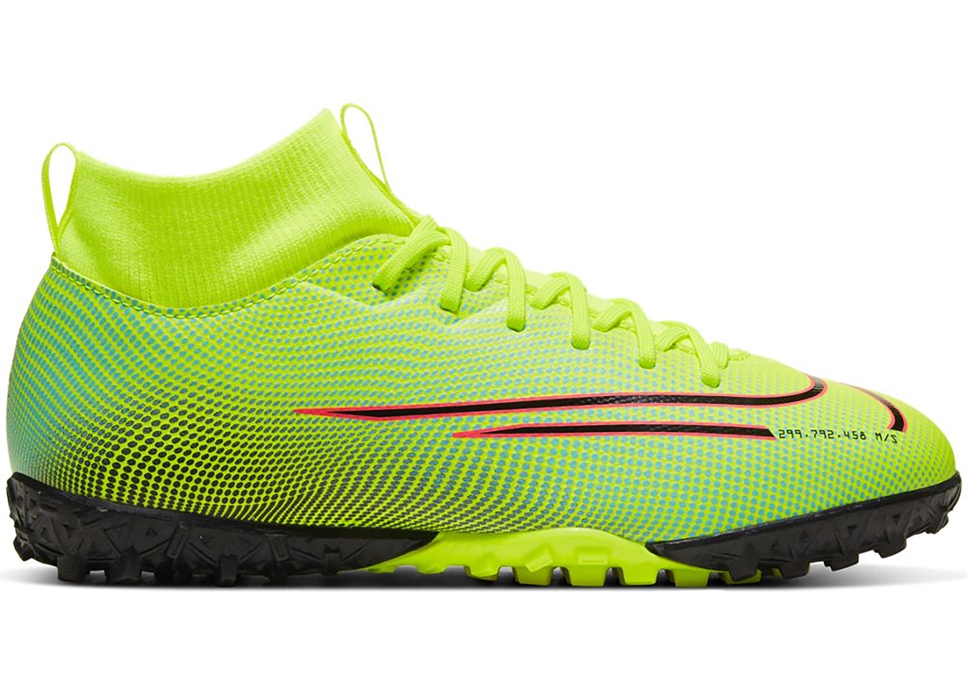 Order Online Sports Shoes & Lifestyle Apparel Home Delivery across